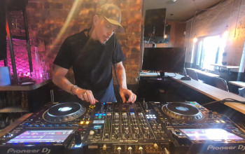 DJ Photo