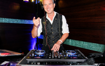 DJ Photo