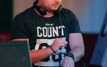 DJ Photo
